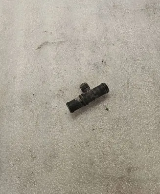 Audi A8 S8 D2 4D Engine coolant pipe/hose 4d0819159