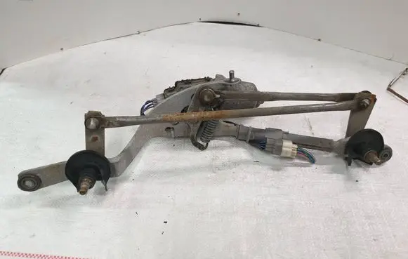 Toyota Auris 150 Wiper motor 8511002190 AE1593000831