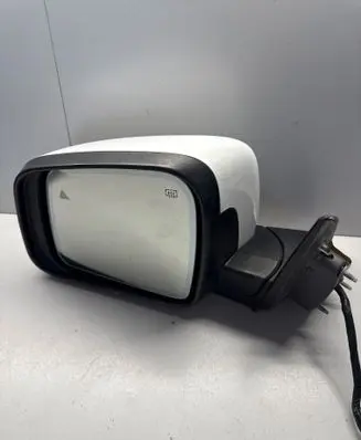 Front door electric wing mirror