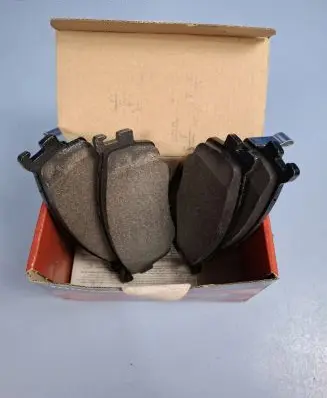 Mazda Premacy Brake pads (front) G1YC3328ZA CBY43328Z G1YC3328Z