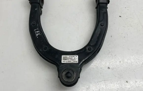 Tesla Model 3 Front upper control arm/wishbone 104432100H 104432100J