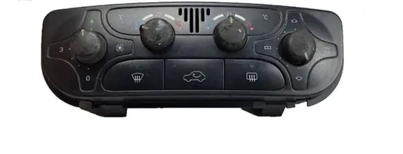 Mercedes-Benz C W203 Climate control unit 2038300185