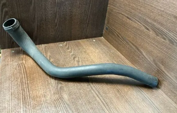 Ford Transit Intercooler hose/pipe 6C116K683