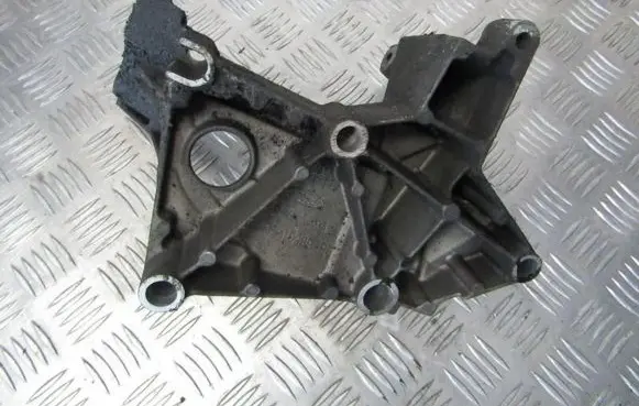 Ford Focus Engine mounting bracket 98FF10239BE 98FF-10239-BE