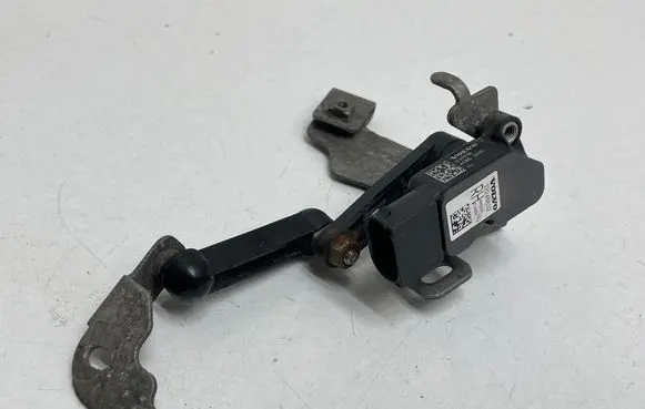 Volvo S60 Headlight/headlamp level sensor 31476759 32246632 A426S