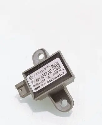 Mercedes-Benz C W204 Airbag deployment crash/impact sensor A2048210651 56054047AB 5WK43902