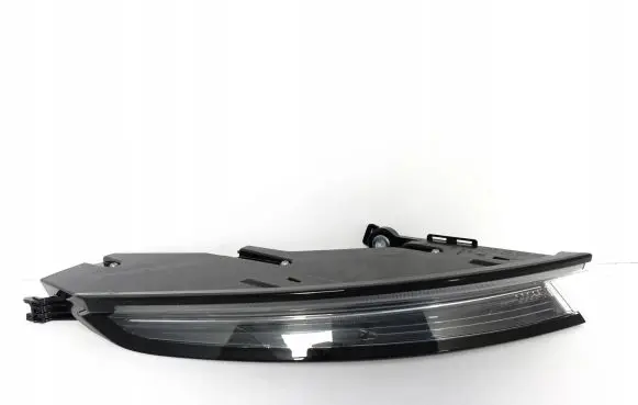 Porsche Taycan 9J1 Rear/tail lights