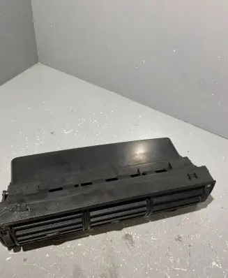 Audi A6 S6 C4 4A Dash center air vent grill 4A1820951