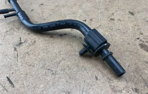 BMW 1 E81 E87 Vacuum line/pipe/hose 780432802 11667804328 7804328