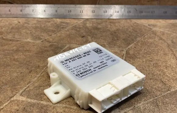 Mercedes-Benz R W251 Parking PDC control unit/module A2519000800