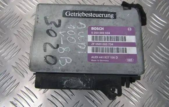 Audi V8 Engine control unit/module 0260002034 zf0501003734