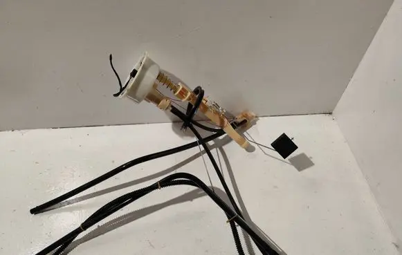 BMW X5 E53 Fuel level sensor 6755261
