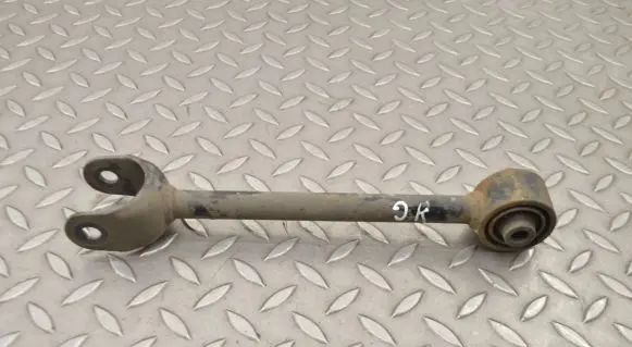 Toyota Prius (XW50) Rear upper control arm/wishbone