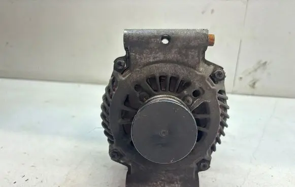Peugeot 207 Generator/alternator V758575180
