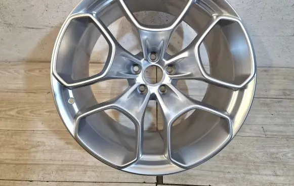 Lamborghini LP 610-4 R20 alloy rim 4t0601017A