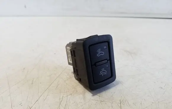 Audi A6 S6 C6 4F Alarm switch 4F0962109