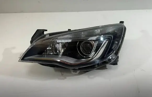 Opel Astra J Headlight/headlamp 1ZT01001201