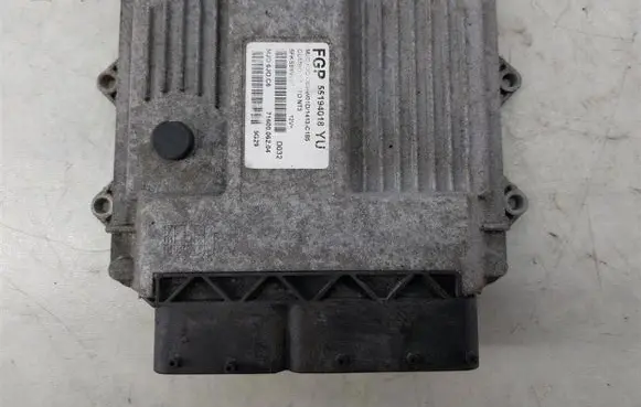 Opel Combo C Engine control unit/module
