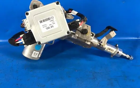 Hyundai Sonata Steering wheel axle 563104R601