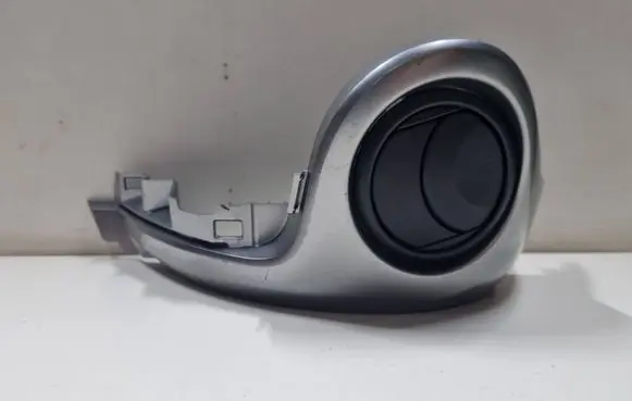 Dashboard side air vent grill/cover trim