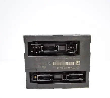 Audi A4 S4 B8 8K Central body control module 8K0907064JE