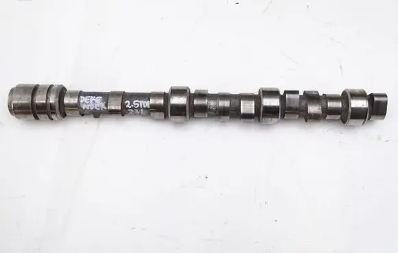Land Rover Defender Camshaft HRC2490