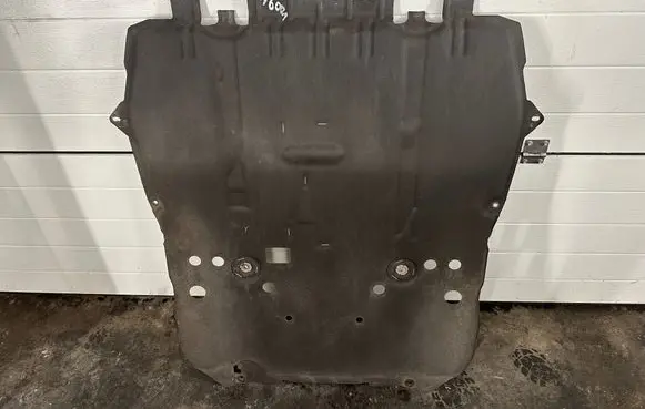 Citroen C5 Aircross Engine splash shield/under tray 9828797280