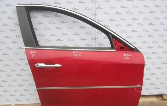 Alfa Romeo Giulietta Front door 