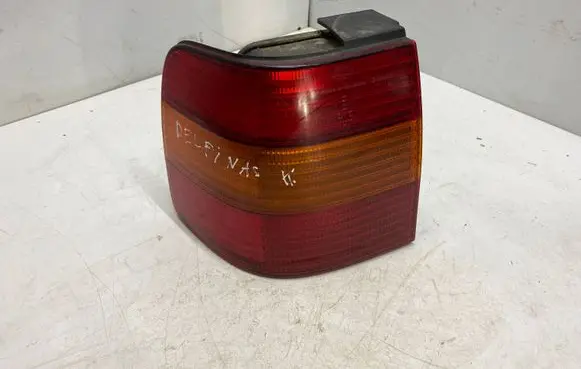 Volkswagen PASSAT B4 Rear/tail lights