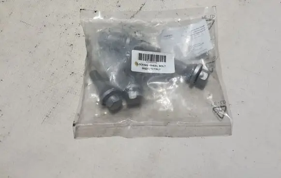 Volvo XC40 Nuts/bolts 31445039