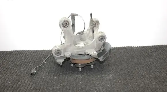 Nissan Altima Rear wheel hub 000000 22161145248