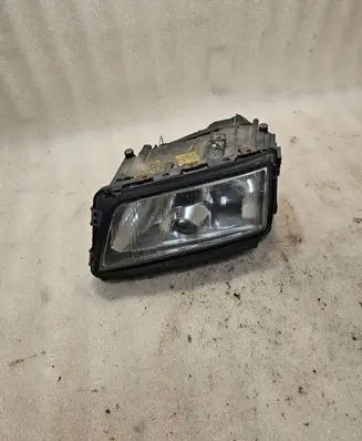Audi A8 S8 D2 4D Headlight/headlamp
