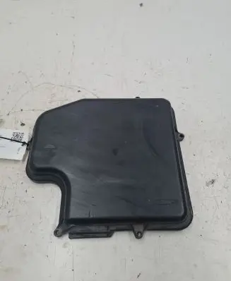 Volkswagen PASSAT B5.5 Fuse box cover 8D1907613A