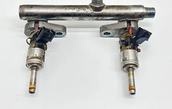 Subaru Forester SK Fuel injectors set AB071 9YX209K31E 16611AB030