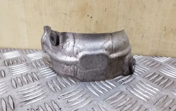 Toyota Avensis T270 Exhaust heat shield 172710R030