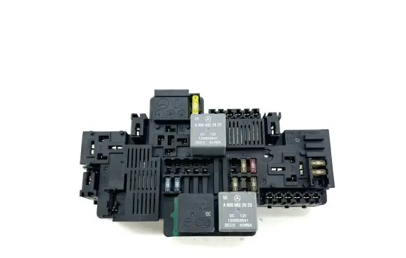 Mercedes-Benz E W213 Fuse module A2139062202