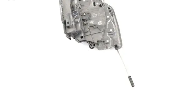 BMW 4 F32 F33 Front door lock 7477688