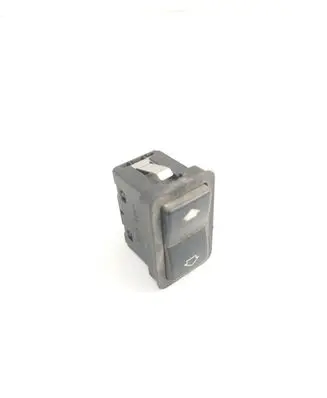 BMW 5 E39 Electric window control switch 8368974