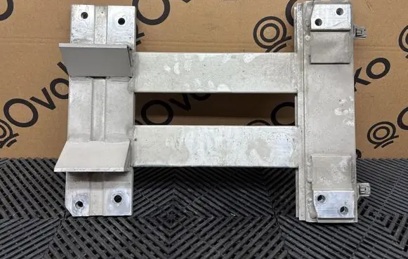 Porsche Panamera (970) Gearbox mounting bracket 97050462301