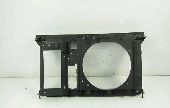 Peugeot 307 Radiator cooling fan shroud 