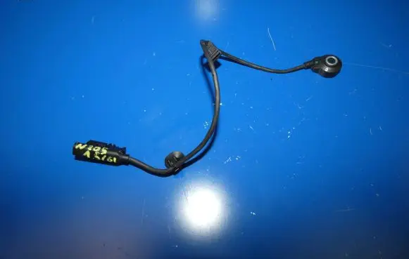 Mercedes-Benz C W205 Detonation knock sensor A0009059309