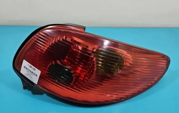 Peugeot 206 Rear/tail lights IMPRK1380038