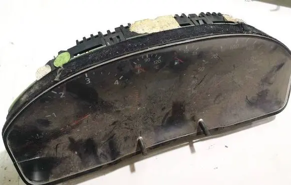 Audi A4 S4 B5 8D Speedometer (instrument cluster) 88311254