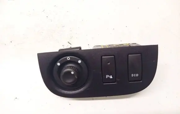 Dacia Sandero Light switch 684937535R