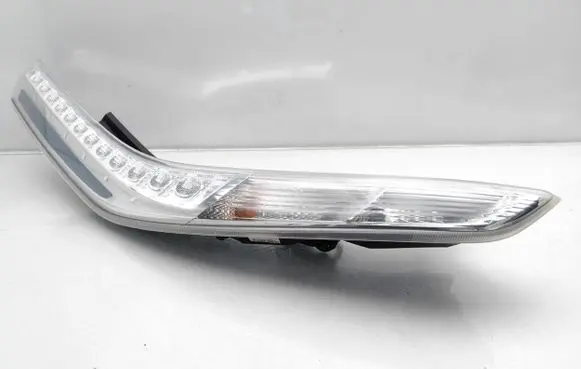 Nissan Leaf I (ZE0) Rear/tail lights 26555-3NL0B