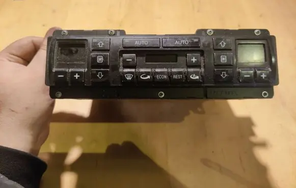 Audi A8 S8 D2 4D Climate control unit 4D0820043K
