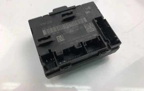 Audi TT TTS RS Mk3 8S Other control units/modules 5Q0959592D
