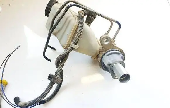 Opel Corsa D Master brake cylinder 204Y21766
