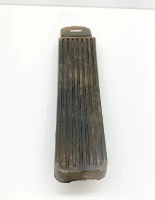 Mercedes-Benz SLC C107 Accelerator throttle pedal 1163010082