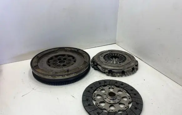 BMW 1 E81 E87 Clutch set kit 3082002498